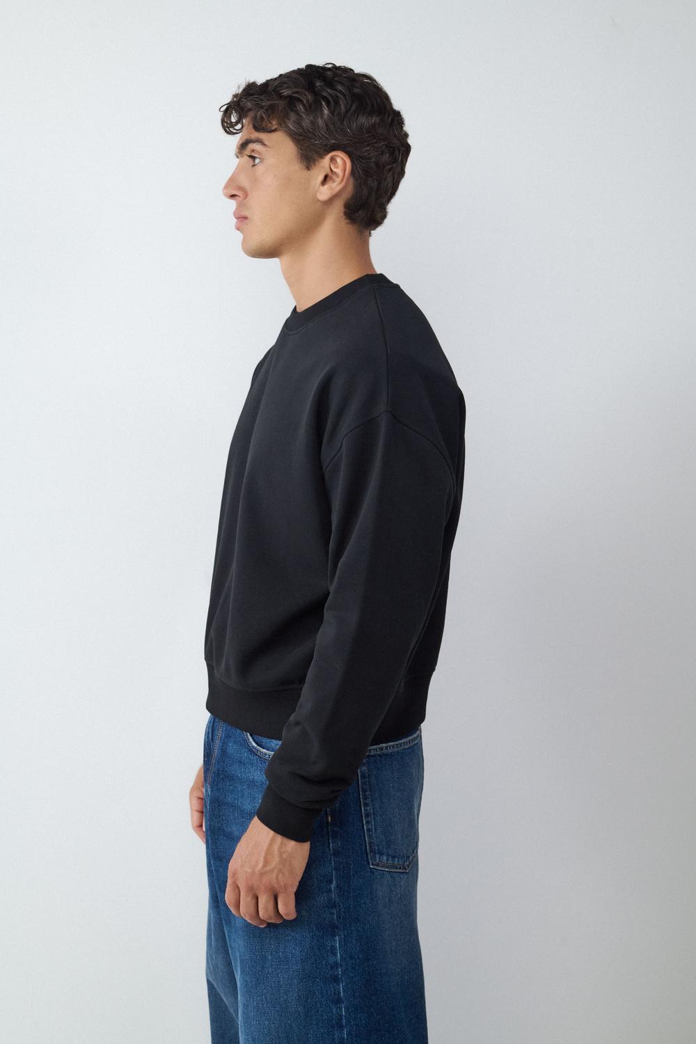 model_detail_YD7R7PYbkvFKegMoEPzZHYqka6v_preview.jpg