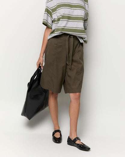 model_front_ZQ90eg0Z99Cey43yaWKjIDn7d1yX_preview.jpg