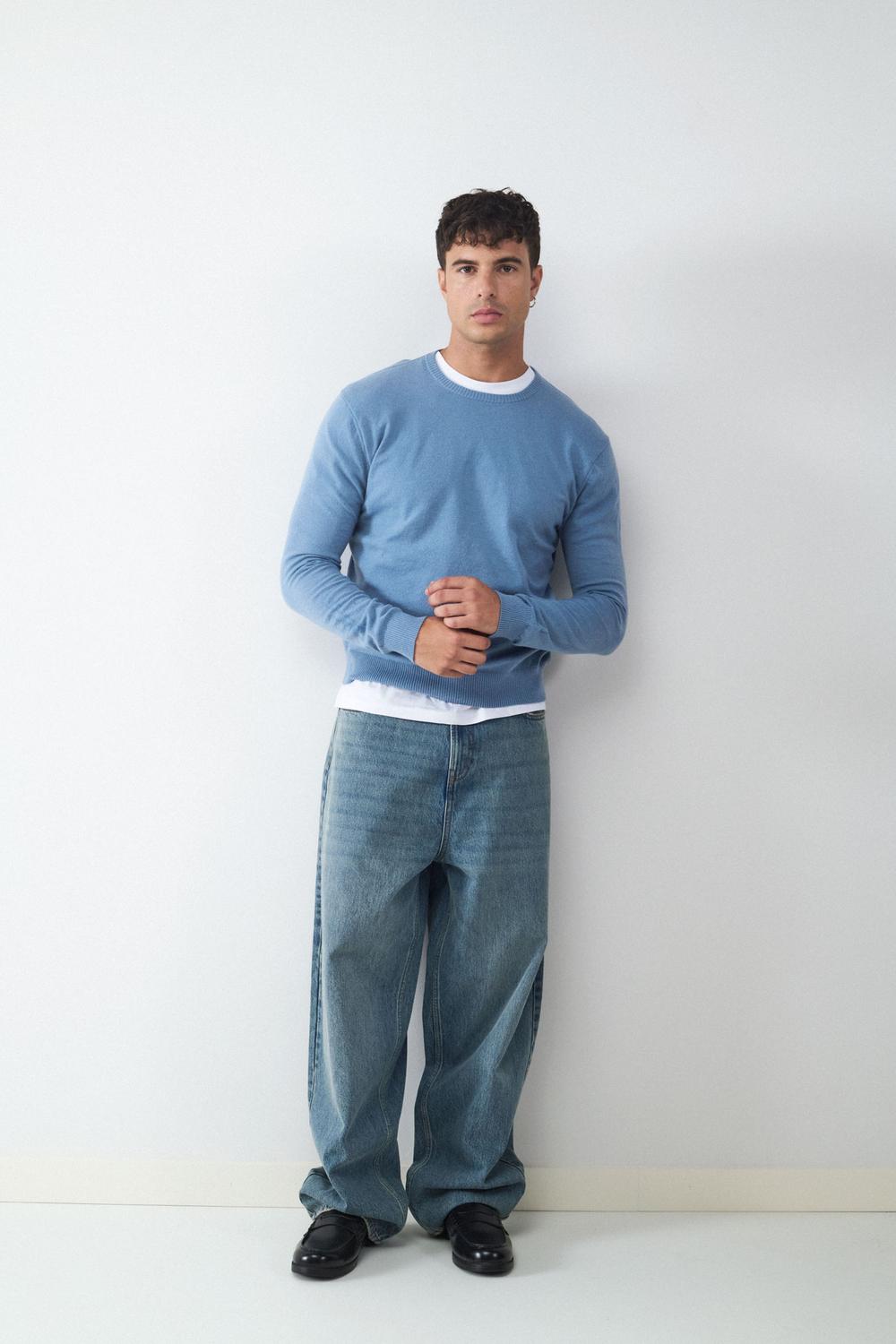 model_front full_ZvmBzMD3vEIwzXM10gWlhJbvWRQ_preview.jpg