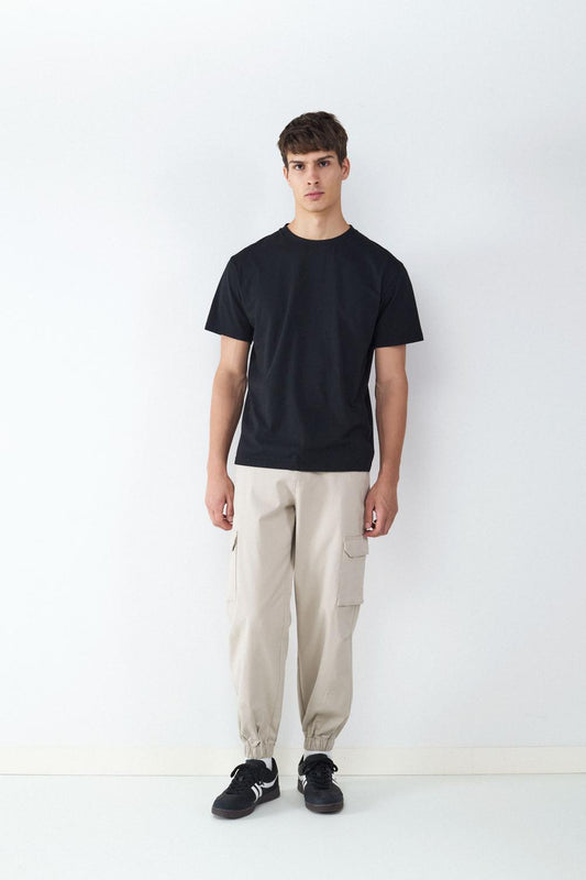 model_front full_dN9ADWo5NWtqNqrDzmQWFwj5P9Ek_preview.jpg