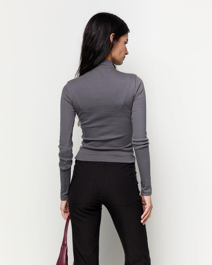 model_back_dWMKGBMelQFEexKP0ABpFwjN1yby_preview.jpg