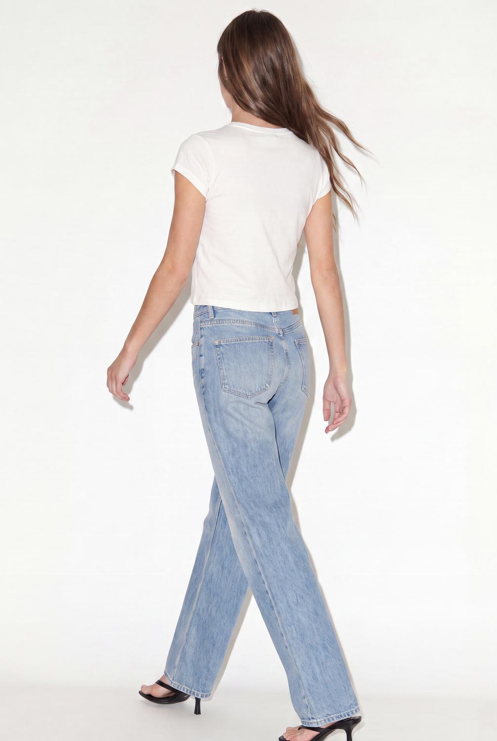 model_back_e10pNrRmrzSoX7ZgWA4ZuDw0jRZ_preview.jpg