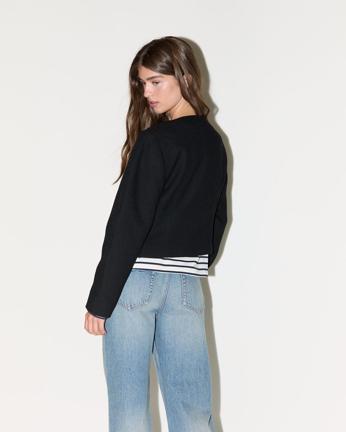 model_back_empmAnoWlzsAgkpXEVvnFvYWKb4_preview.jpg