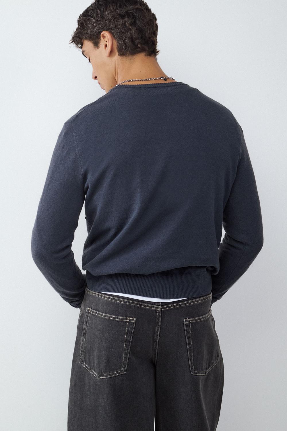 model_back_gePbeaGNmwtBJKr0EyPNFVP1llB_preview.jpg