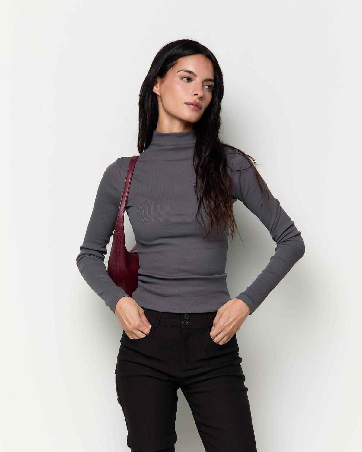 model_front_j0QRPZ1BJpCGpw3ZDQjjtMBMxzz5_preview.jpg