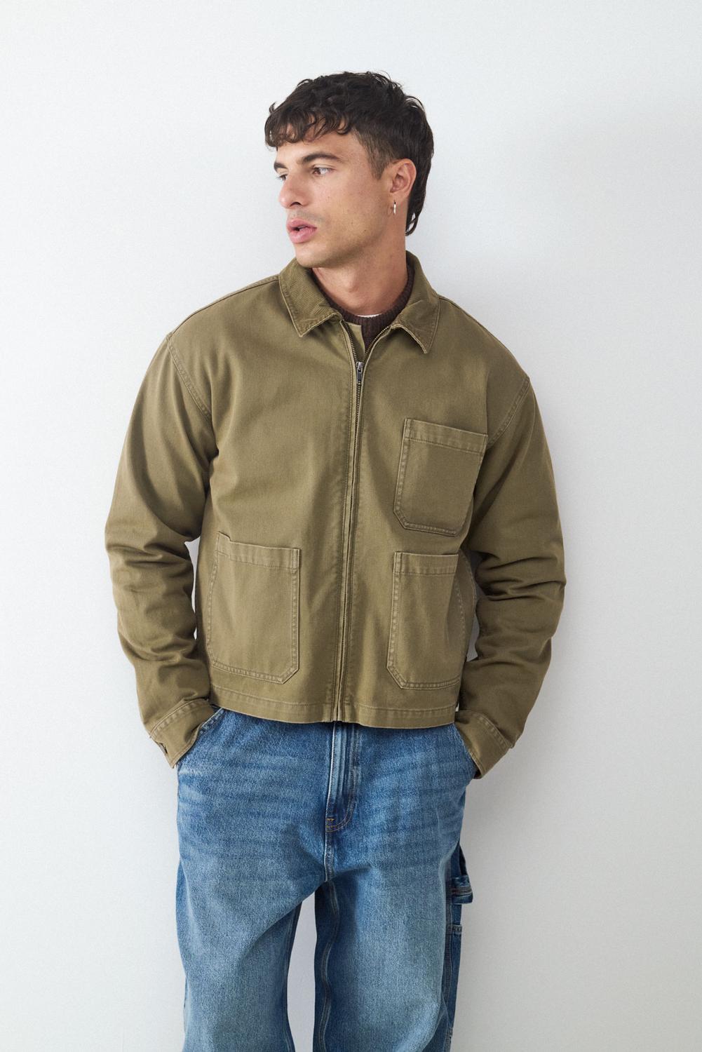 model_front_jK00Kz4DlrTbkNdb1Kv7SMvrGxQV_preview.jpg