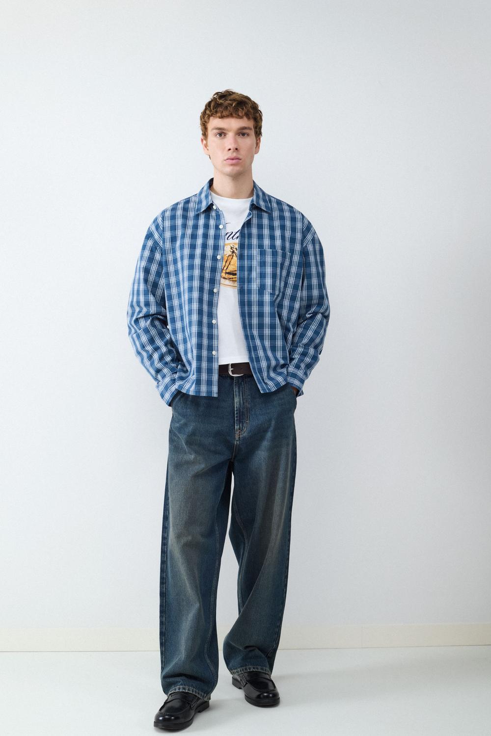 model_front full_jMgQ141y53hzzrkZ70zjFRJ7Q3Y_preview.jpg