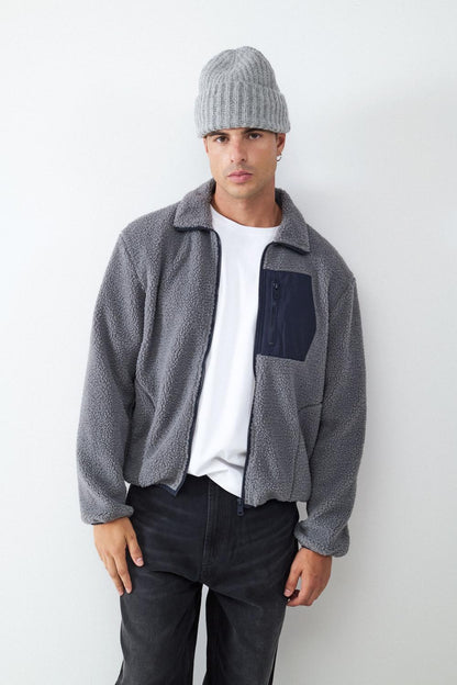 model_front_jm5nnPyyBeCwPYMaNGgNf5rEEd6_preview.jpg