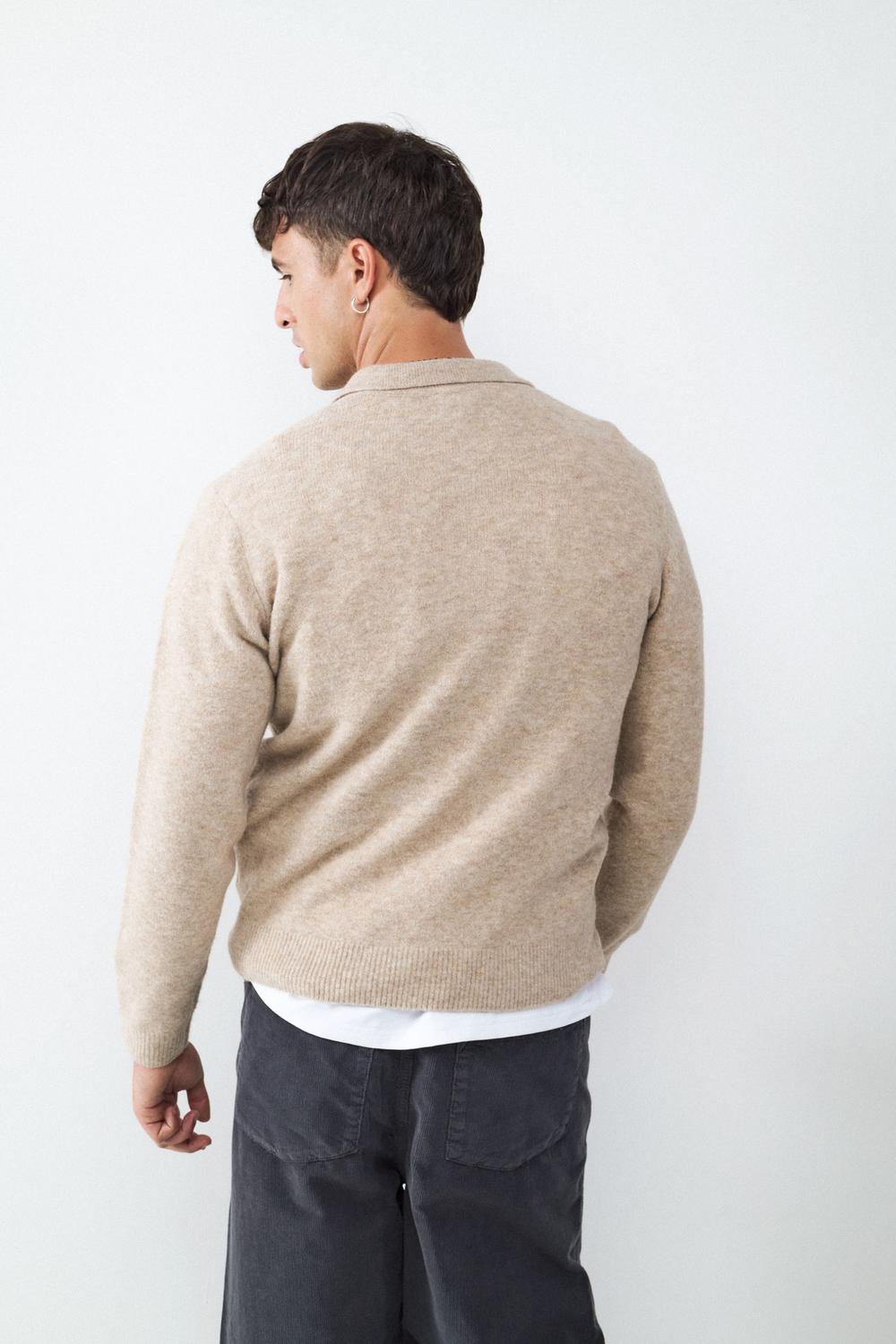model_back_jnwwPdgpm9H5YxdgRNgDilJXykB_preview.jpg