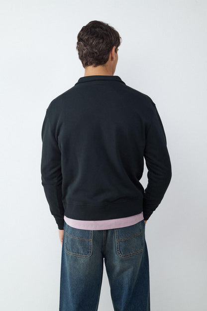 model_back_jrVRxY5ow4U40vreDmZyhRVo35X_preview.jpg