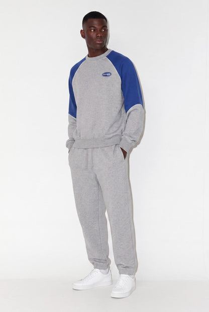 model_front_kaqYmV09QeCvZbm5ylBwFnz3exB_preview.jpg