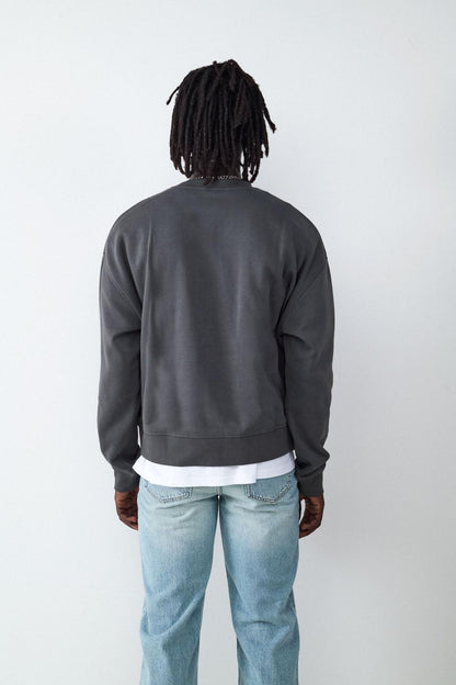model_back_kgerxjQ01lu4KXBBDbayuvZD7oa_preview.jpg