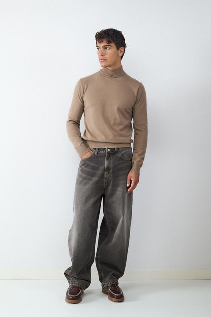 model_front full_l7xeoAG5V5cWMPk9RnwnTpGWnZB_preview.jpg