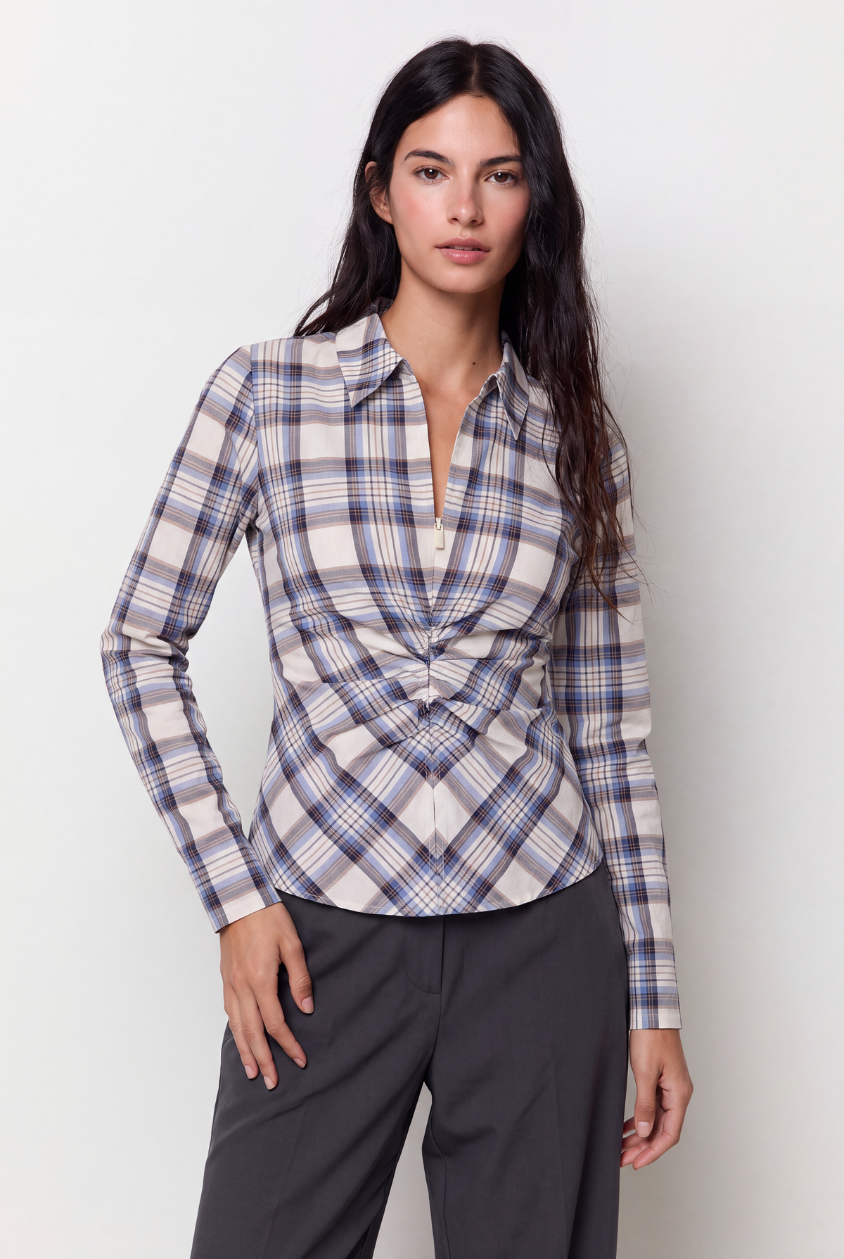 Camisa popelín entallada frunces