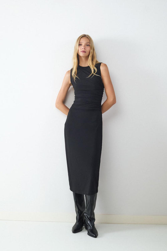 model_front full_nRY5xw0VMdSRKQMQJy4YI0gl94Eg_preview.jpg