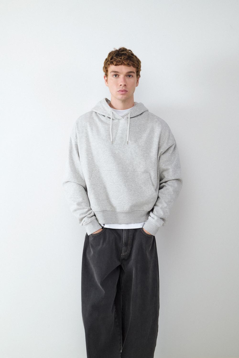 model_front_nZ69xaagBkF0N9nwXK7YtdvmKq6_preview.jpg