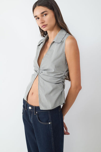 model_front_o6XRw5wAdetbZ3NlENYnCenZZPW_preview.jpg