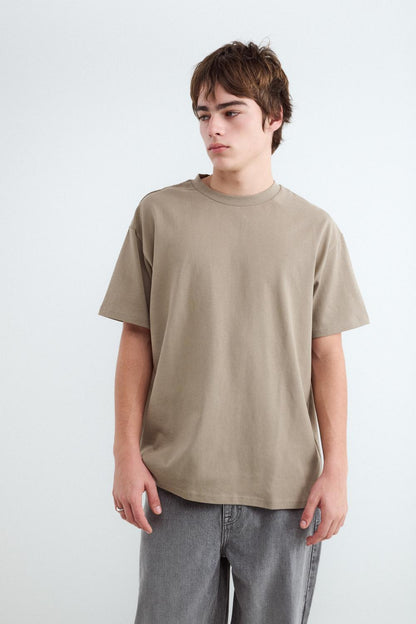 model_front full_oj0eemJ93JSAo5J76k49i61zXQ0_preview.jpg