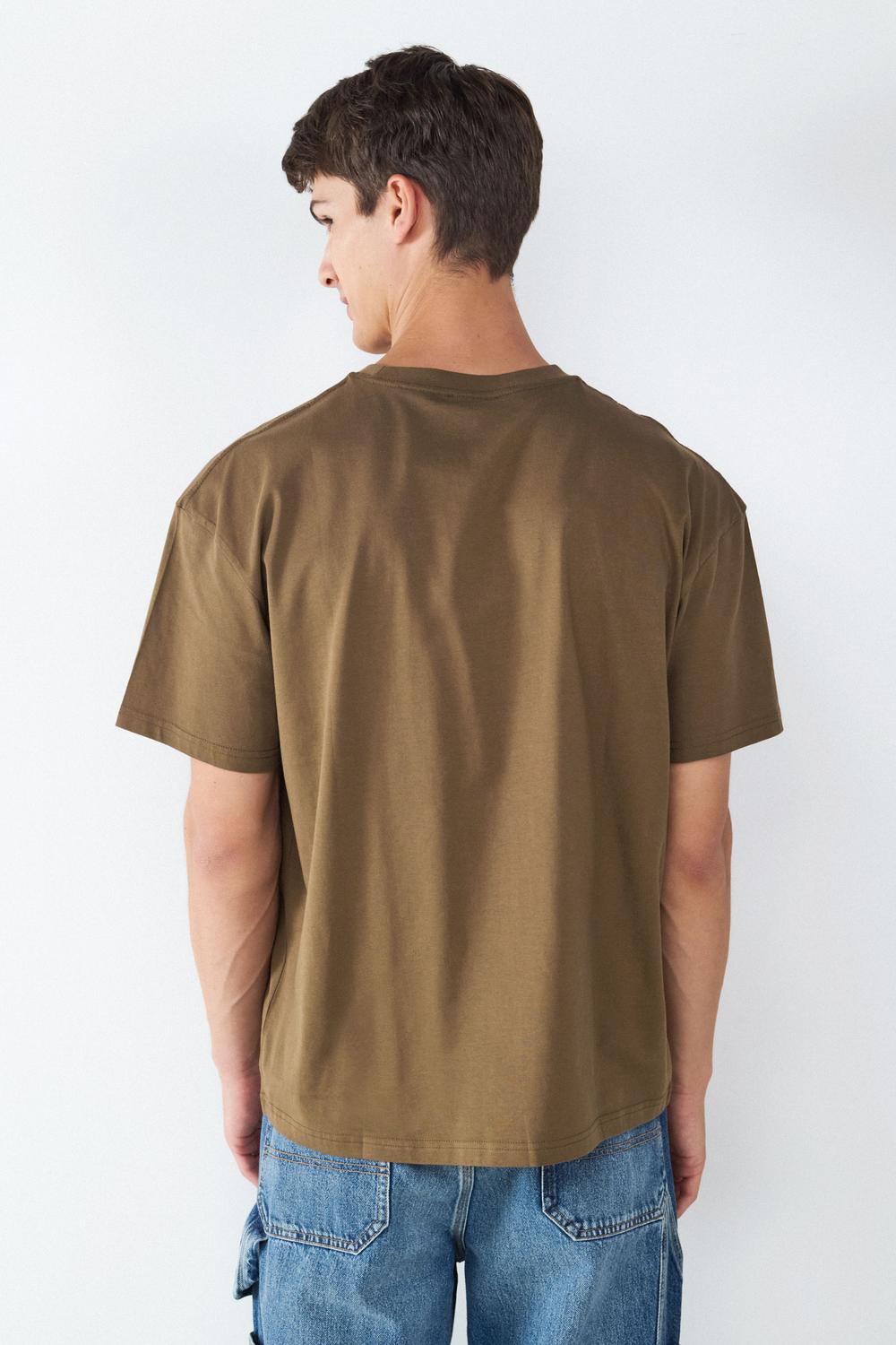 model_back_oqwnyN05VbtR5p9JYjPdCxAkZNbe_preview.jpg