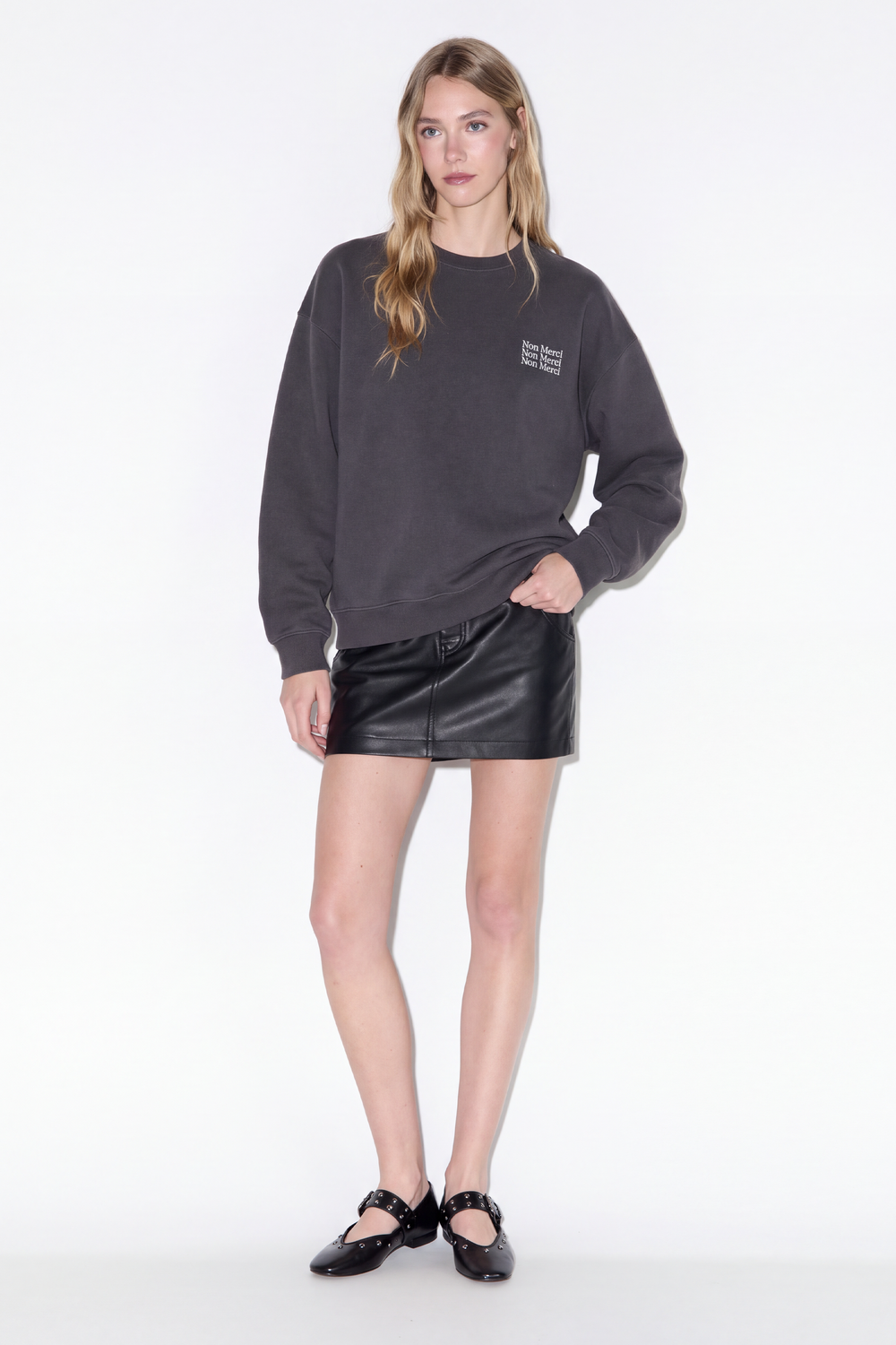 model_back_p1DVznz0vBFV15no11vqSlkyVmp_preview.png