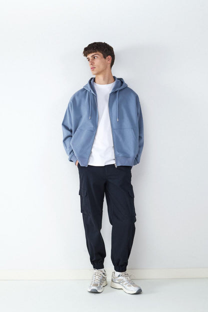 model_front full_qWGBgqyYPPFmZRAxJy7AS5VEy4M_preview.jpg