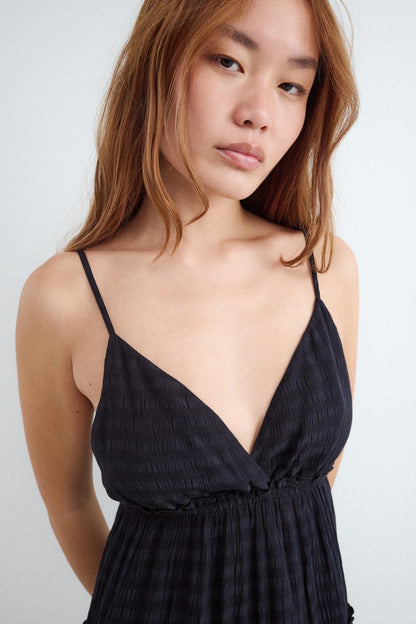 model_front full_qzkwEXn6eyfnvxE3VDRZHrr44XRx_preview.jpg