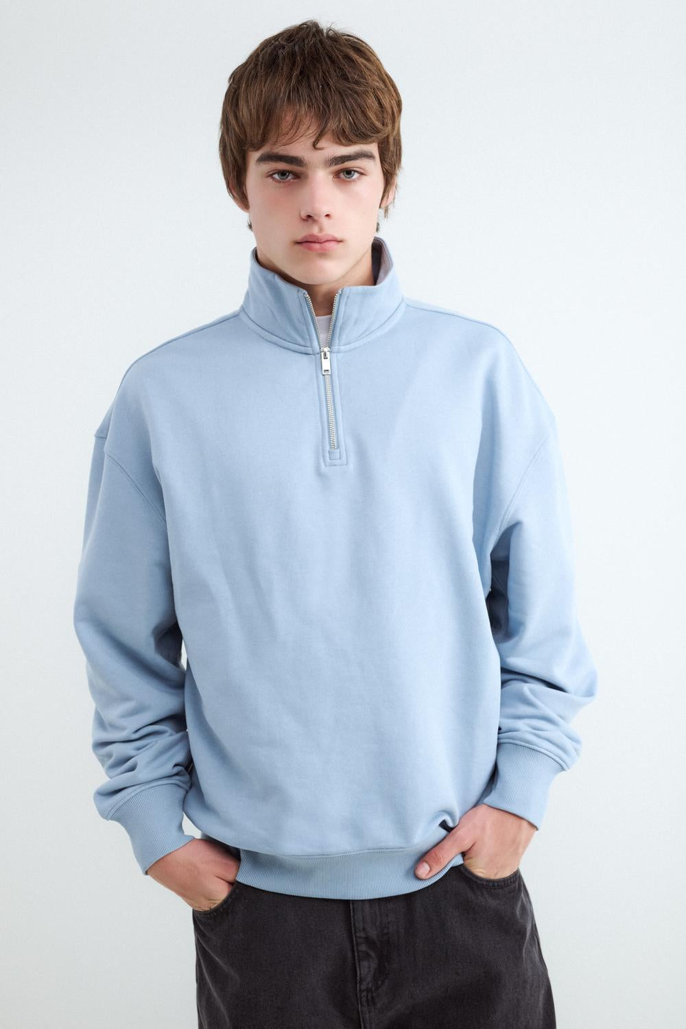 model_back_rmQWnmB0xoHebrnRrPq5H5nnlpqg_preview.jpg