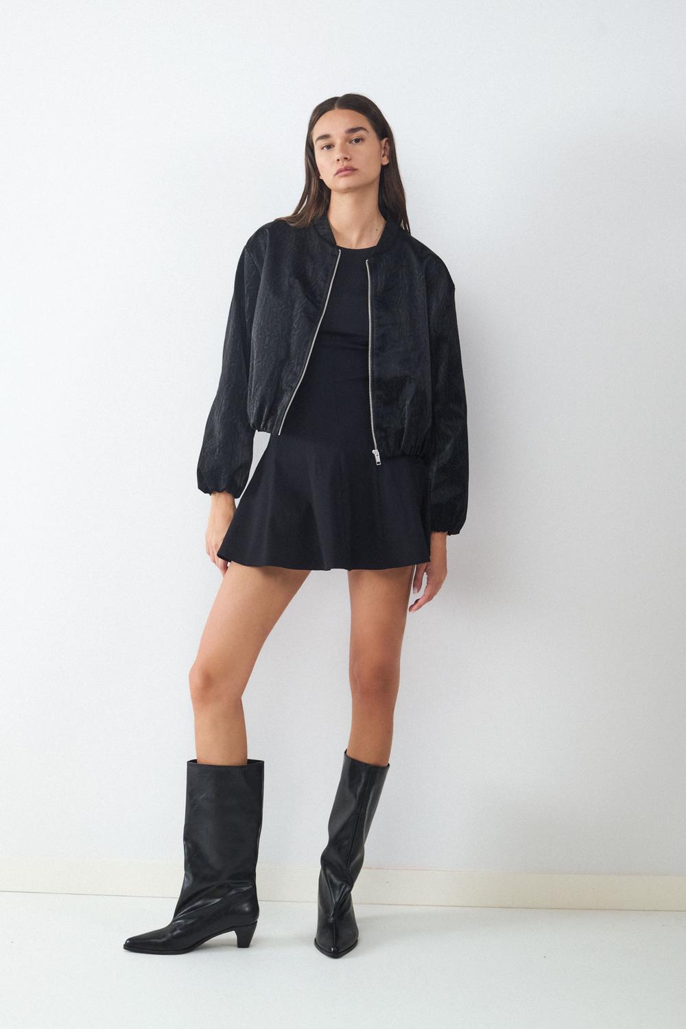 model_front full_vNmAGg3yavhwqGVzA0mbhgYPBQ4_preview.jpg