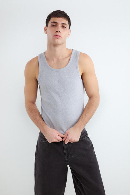 model_front full_wdKE3Kn7rKCZl3eyNY9ghA0onwy_preview.jpg