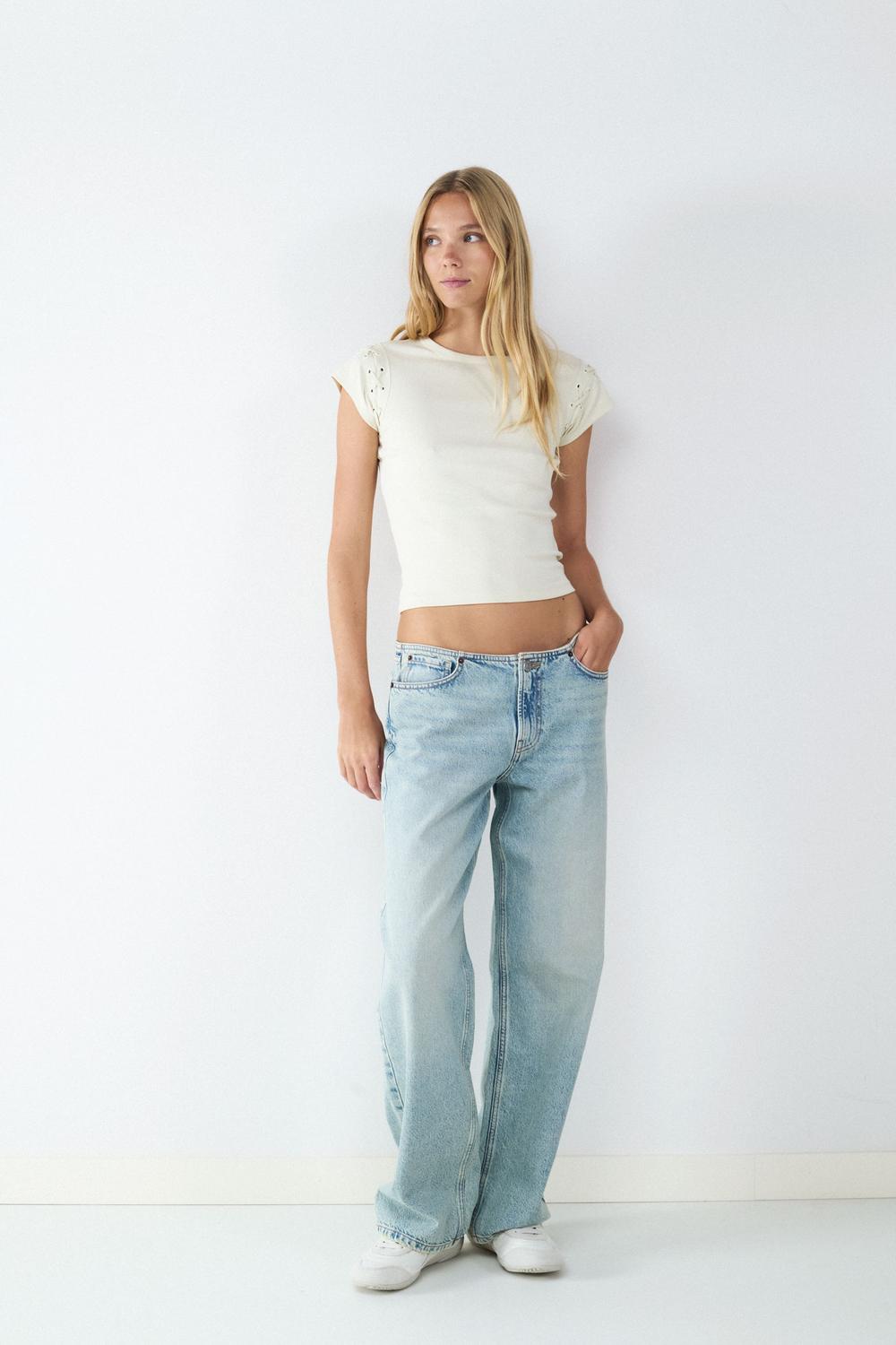 model_front full_wm7zXrGXPxuaykj1gYNDsrbAg30_preview.jpg