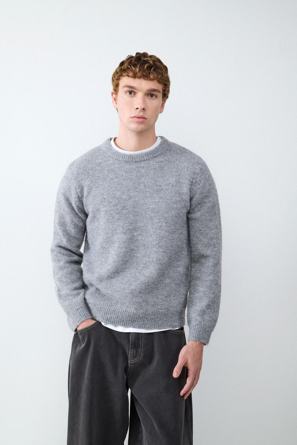 model_front_xRbrNqERv3sJm5QEbzybUlggMZ7m_preview.jpg