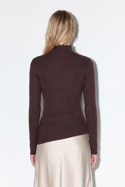 model_back_xabZW9M1J6cPqgQ7ekbYSx79V13_preview.jpg
