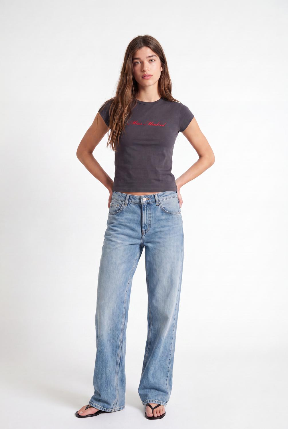 model_front_xej5agk6wMiDRer3lj4jSjwP9v7_preview.jpeg
