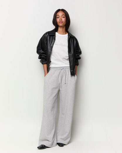 model_front full_yA9ZaMR5mxUNKd3NzK9rfnr06A9_preview.jpg