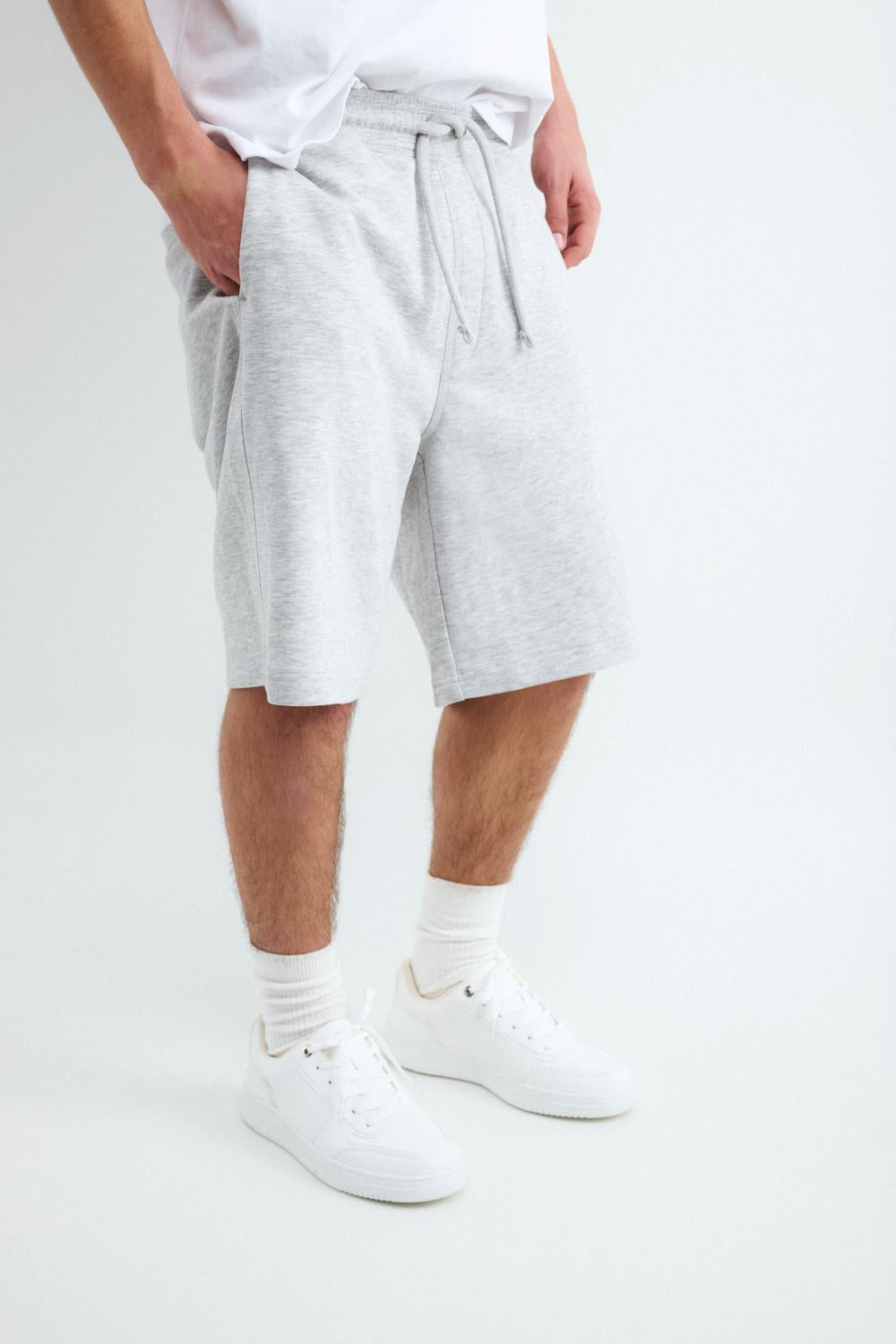 model_front full_yMD7RjQPrmFYe9AbDRJqhPPp3RNa_preview.jpg