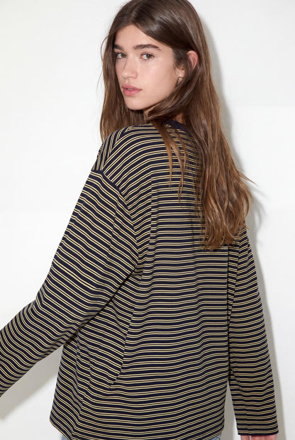 model_back_yWqYa43Wp5F9Yx6Z9ZoeubrPa63_preview.jpeg