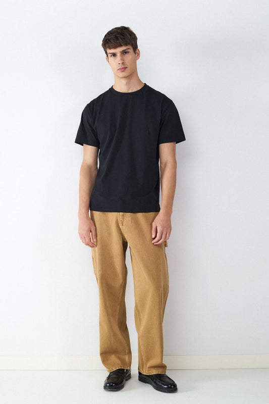 model_front full_ywkD7XvAJvuqEQb6oANGUPA99Mna_preview.jpg