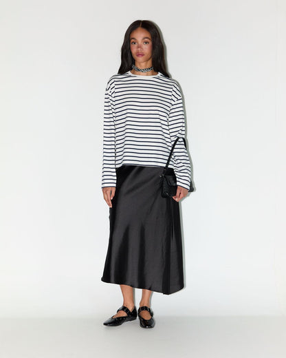 model_front full_zol5QVbEWzc5ppVV9J3JCXrM3wm_preview.jpg